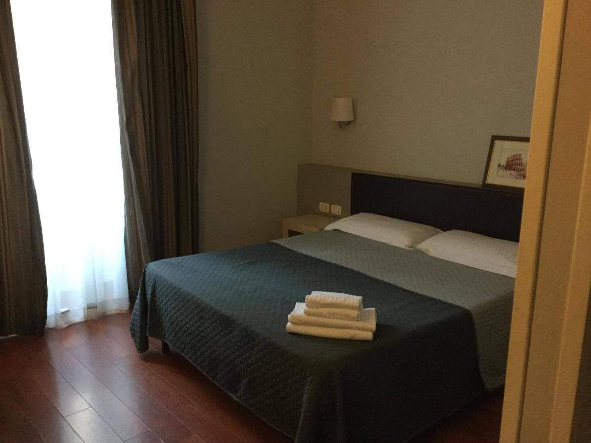 Elle Cavour Guest House Rzym Zewnętrze zdjęcie